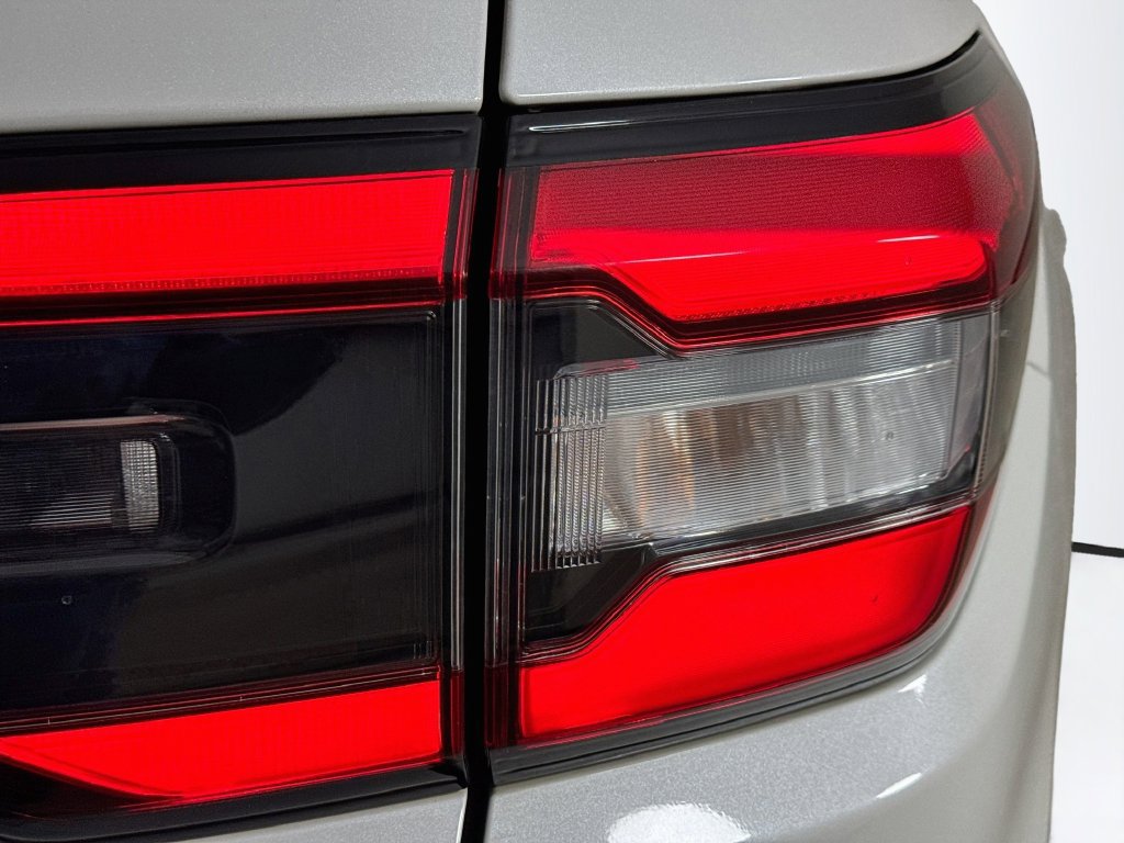Used 2024 Honda Pilot Touring image 37