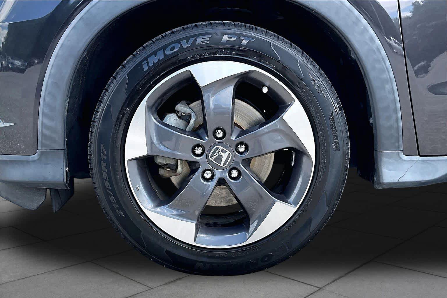 Used 2018 Honda HR-V EX image 11