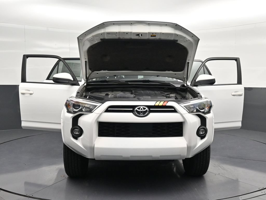 Used 2023 Toyota 4Runner SR5 RWD image 33