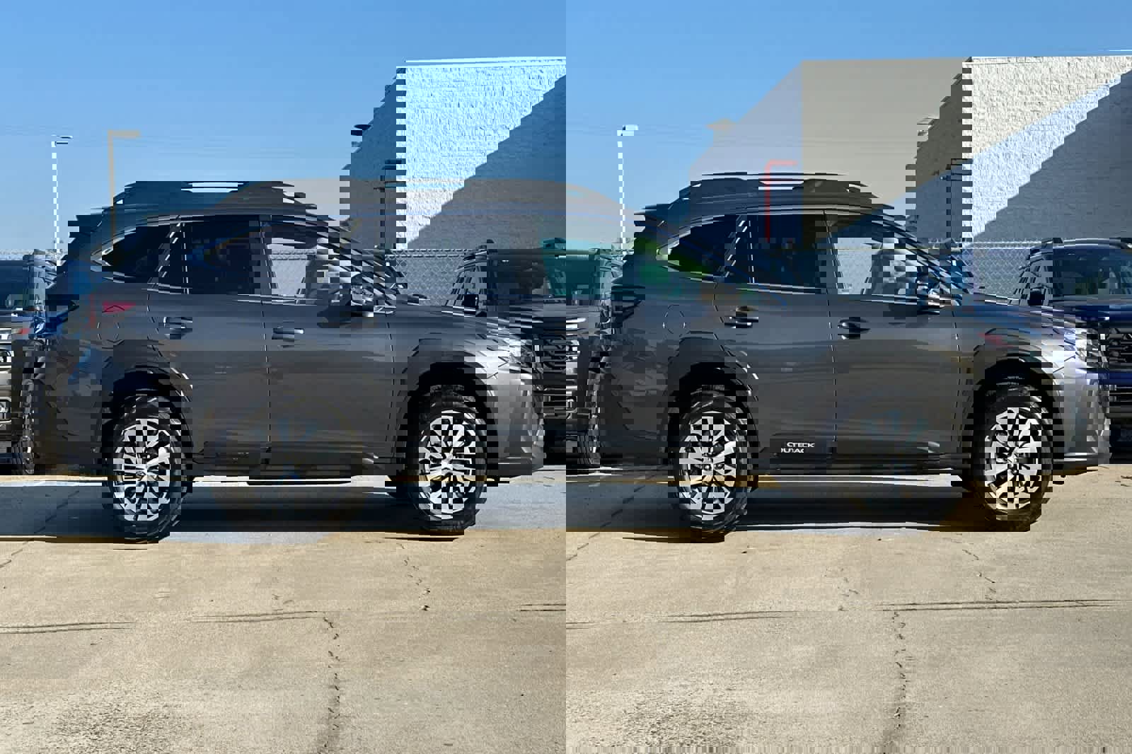 Certified 2025 Subaru Outback Premium w/ Popular Package #1 image 2