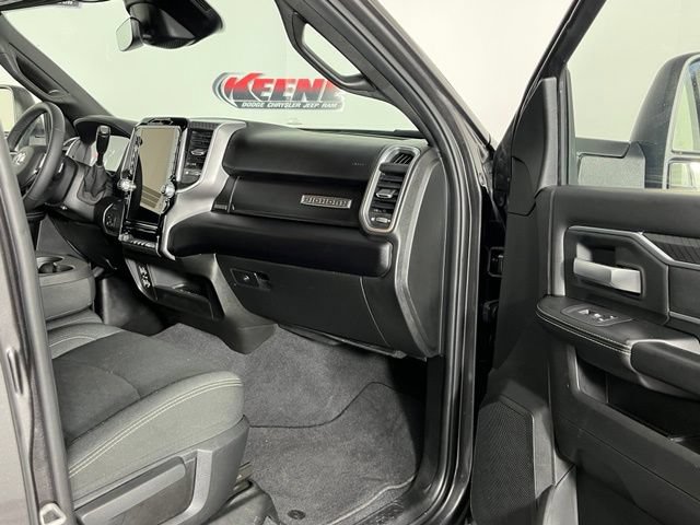 Used 2025 RAM 2500 Big Horn AWD/4WD image 30