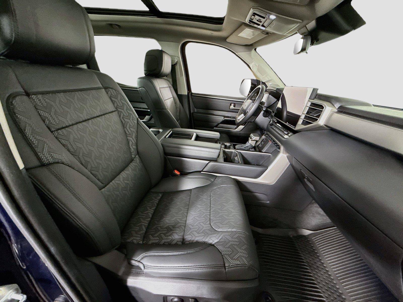 Used 2024 Toyota Tundra Limited AWD/4WD image 19