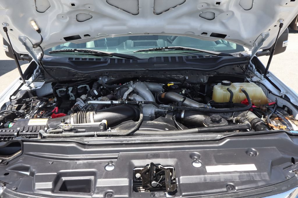 Used 2020 Ford F550 2WD Regular Cab Super Duty image 13