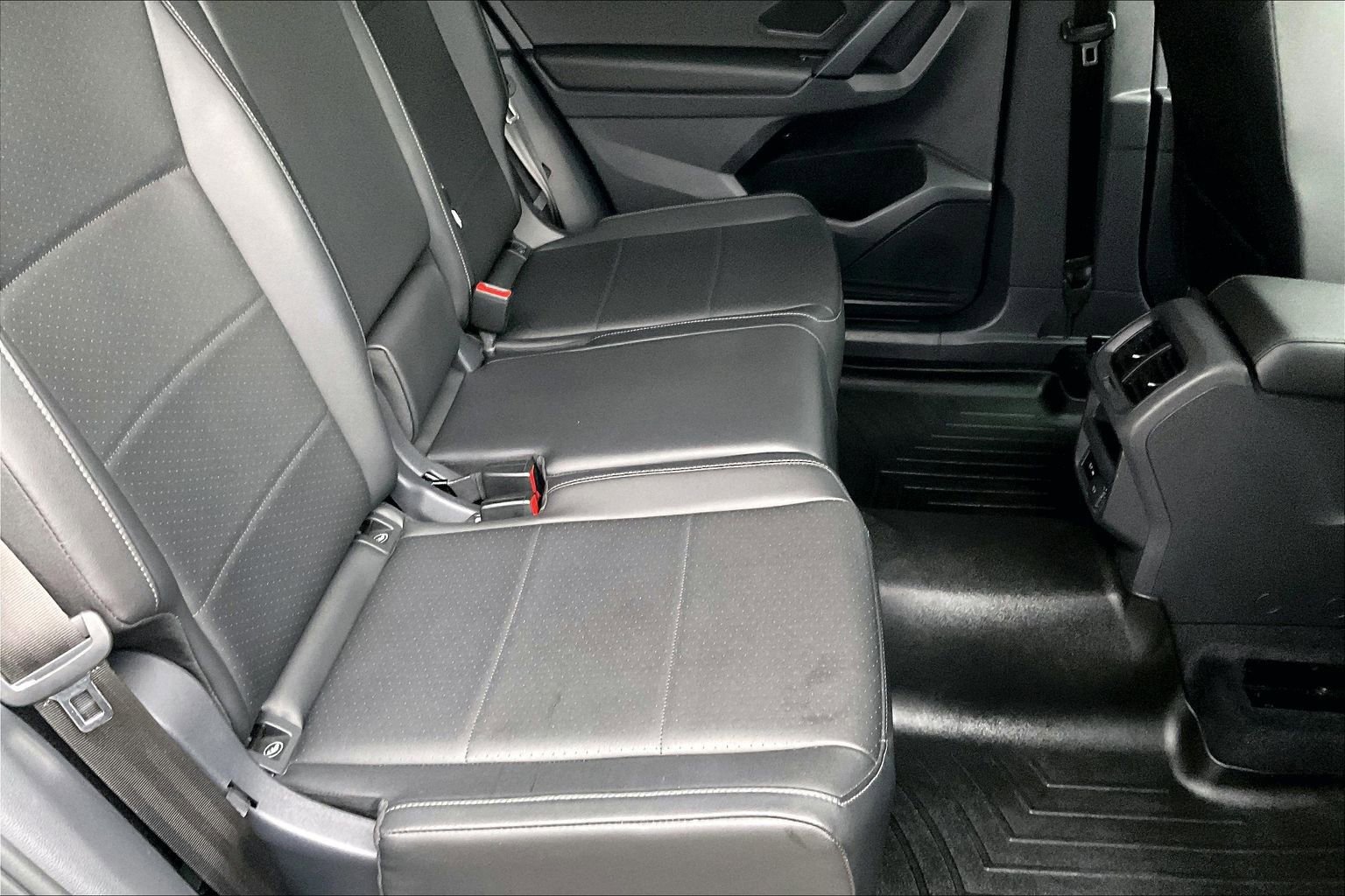 Used 2019 Volkswagen Tiguan SE image 18