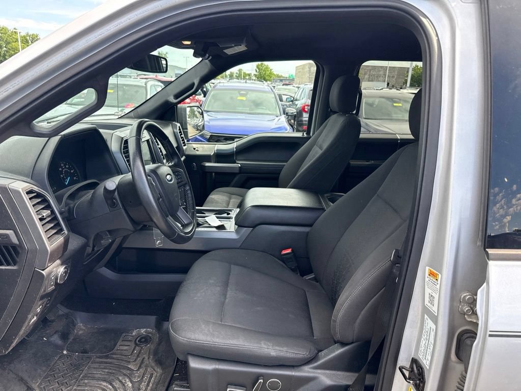 Used 2018 Ford F150 XLT w/ Equipment Group 302A Luxury AWD/4WD image 15