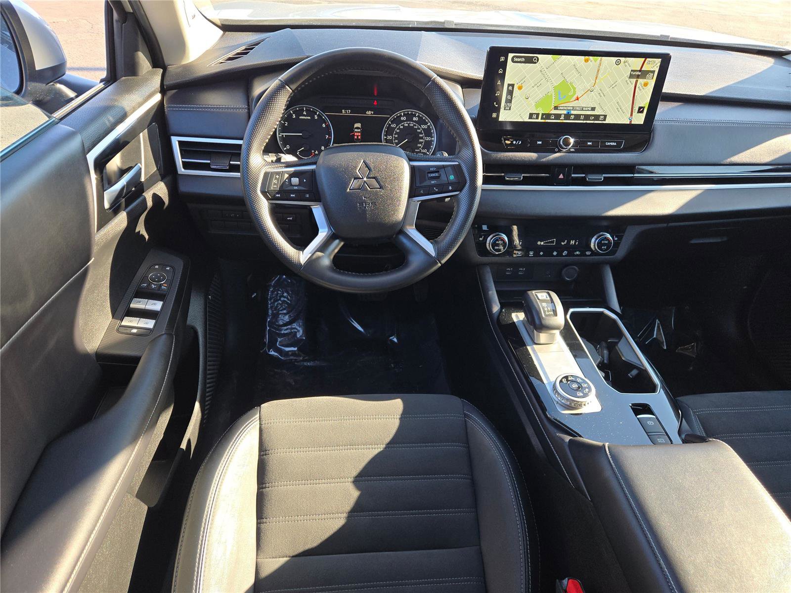 Used 2025 Mitsubishi Outlander SEL image 22