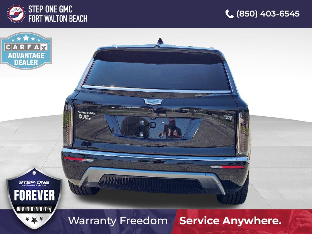 Used 2027 Cadillac Vistiq Luxury AWD/4WD image 7