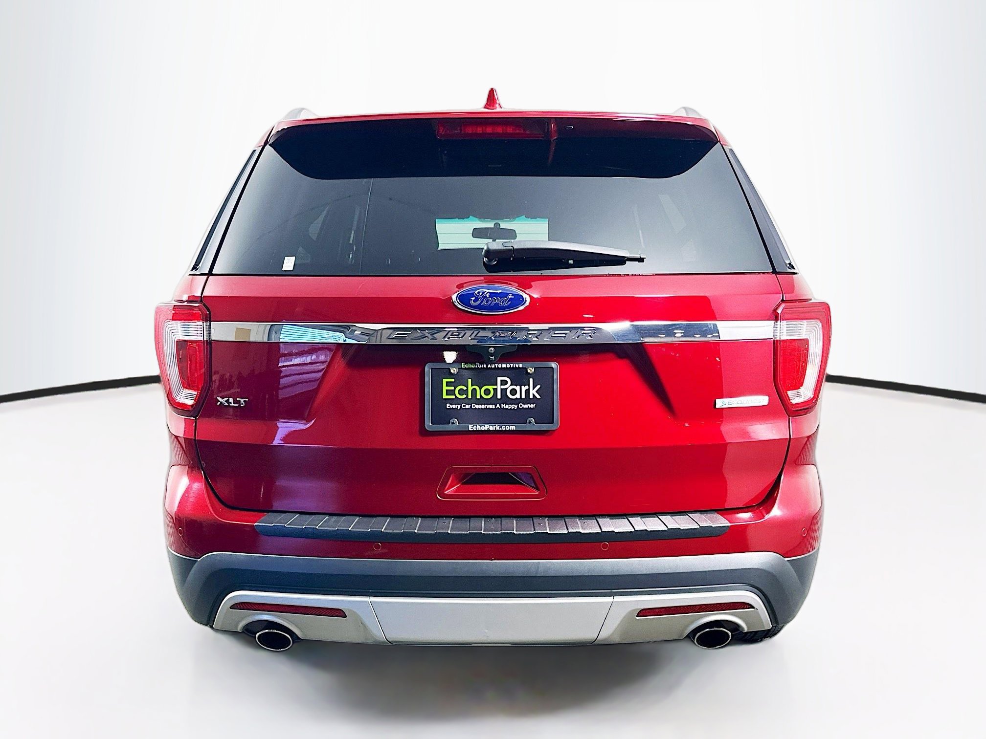 Used 2017 Ford Explorer XLT w/ Class II Trailer Tow Package FWD image 7