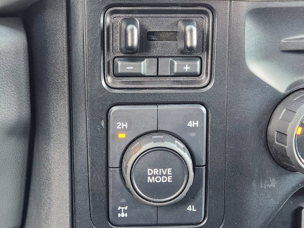 Used 2024 Ford F350 XL w/ XL Driver Assist Package AWD/4WD image 28