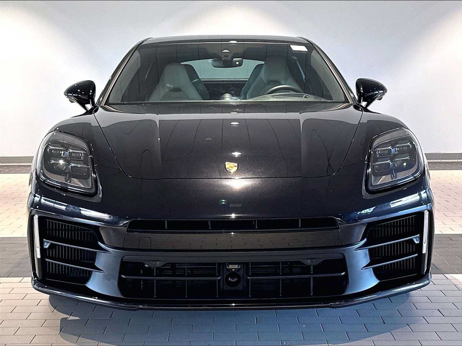 Used 2024 Porsche Panamera 4 w/ Premium Package AWD/4WD image 13