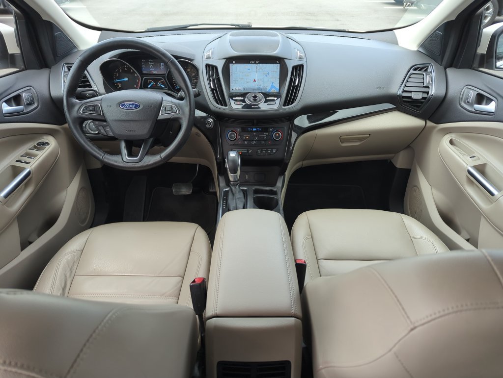 Used 2019 Ford Escape Titanium AWD/4WD image 15