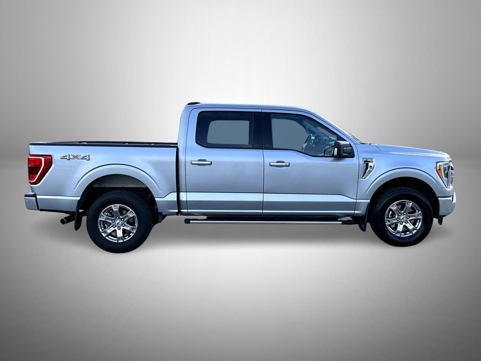 Used 2023 Ford F150 XLT w/ Equipment Group 302A High AWD/4WD image 4