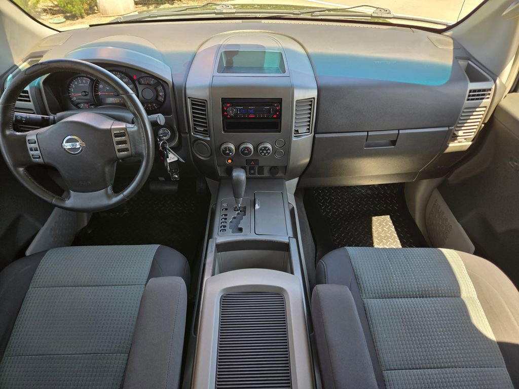 Used 2004 Nissan Titan SE RWD image 12