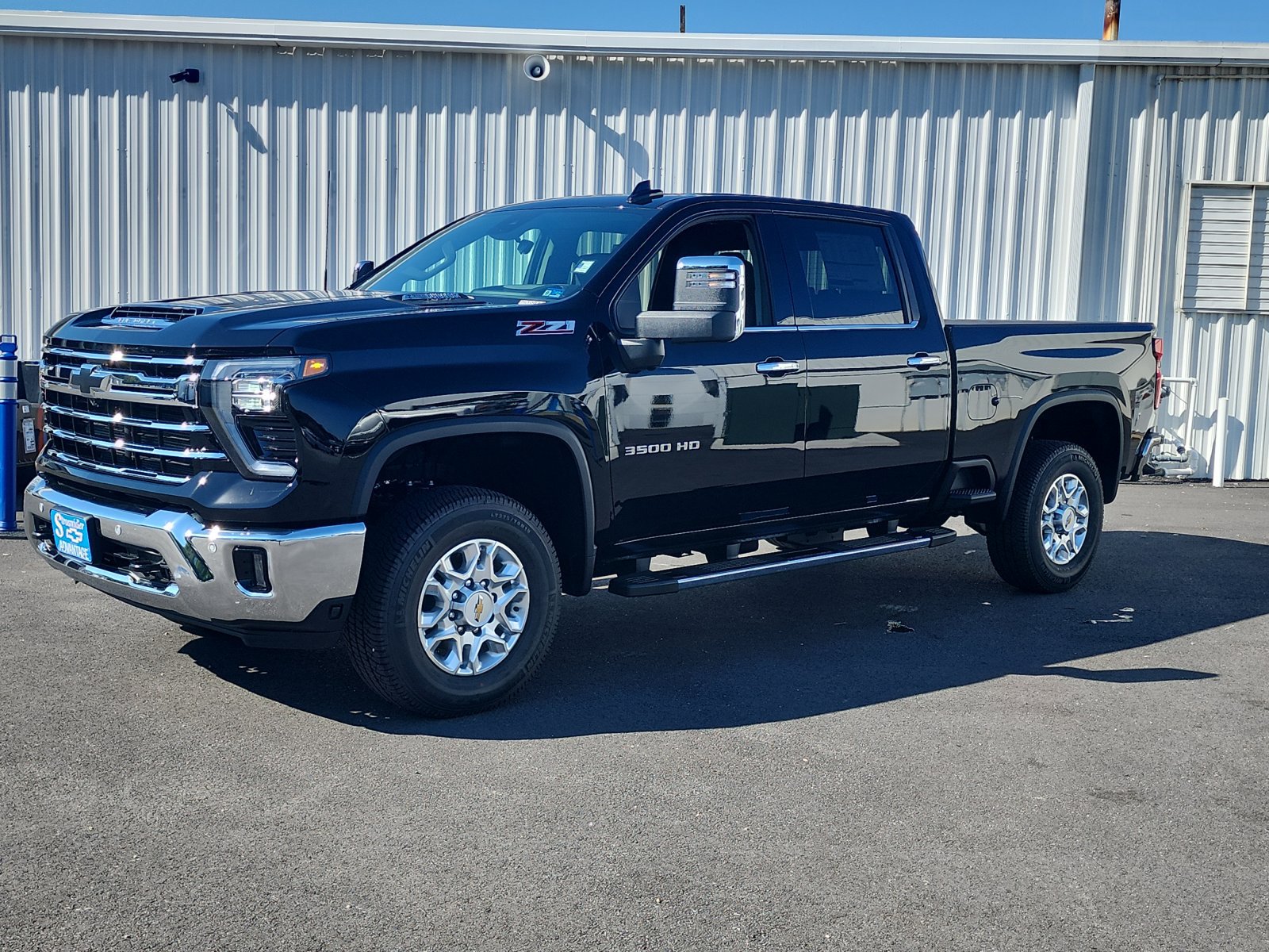 New 2026 Chevrolet Silverado 3500 LTZ w/ LTZ Convenience Package