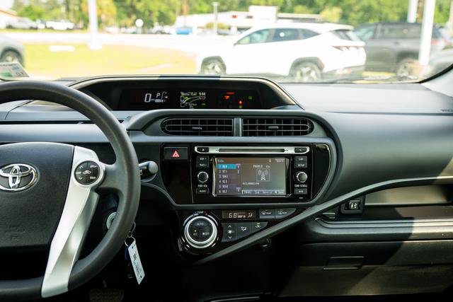 Used 2017 Toyota Prius C One FWD image 7