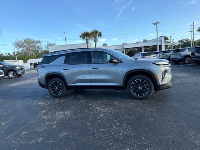 New 2026 Chevrolet Traverse LT w/ Sun and Wheel Package FWD image 16