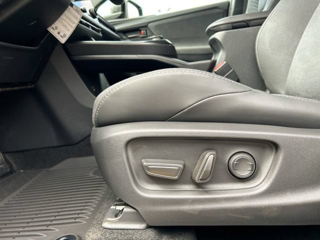 New 2026 Toyota C-HR AWD/4WD image 30