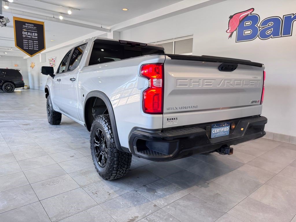 Certified 2022 Chevrolet Silverado 1500 ZR2 w/ Technology Package image 5