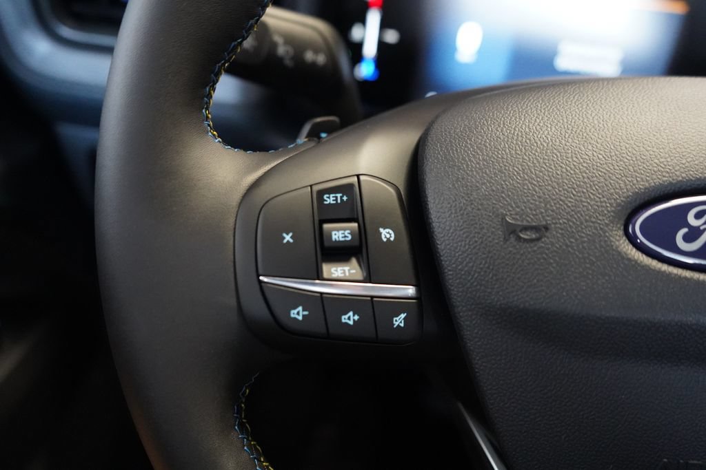 New 2026 Ford Maverick Lobo AWD/4WD image 32