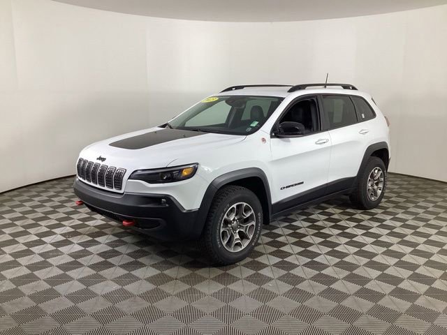 Used 2023 Jeep Cherokee Trailhawk image 3