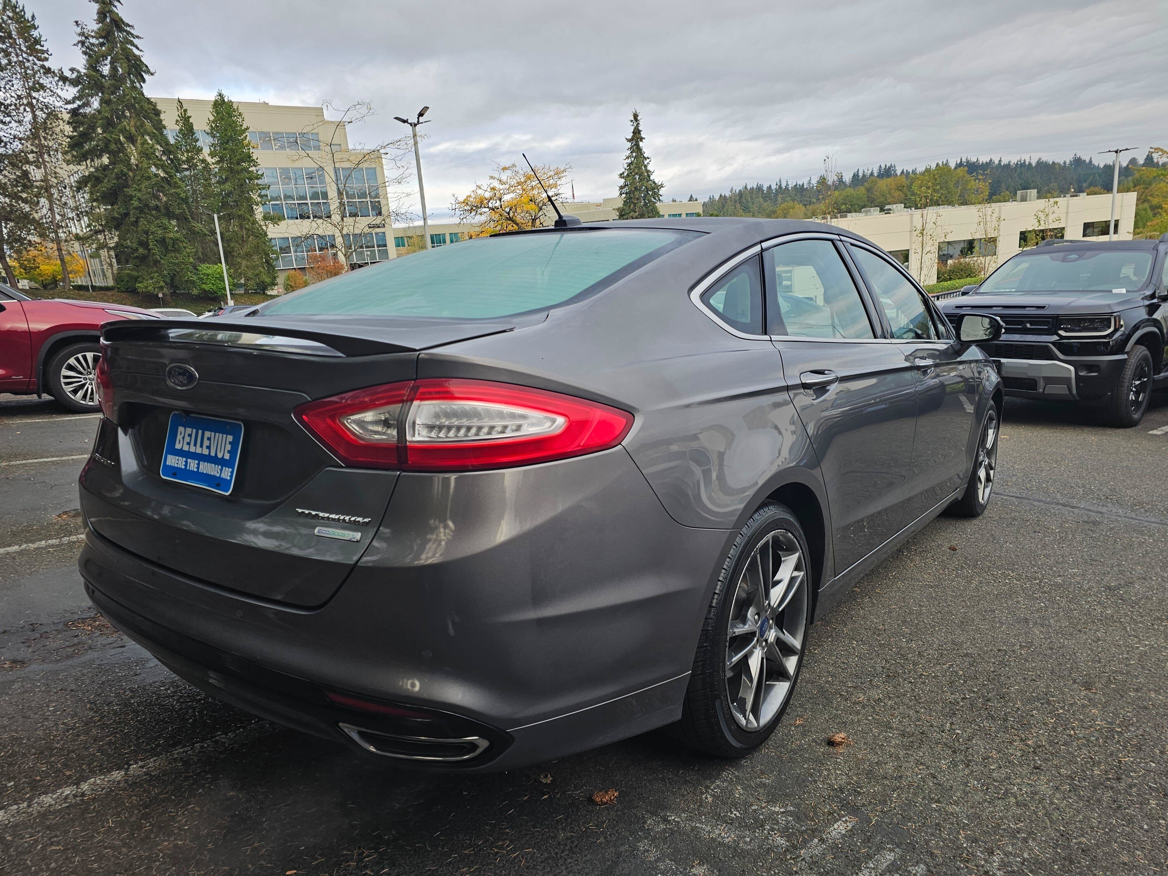 Used 2014 Ford Fusion Titanium FWD image 7