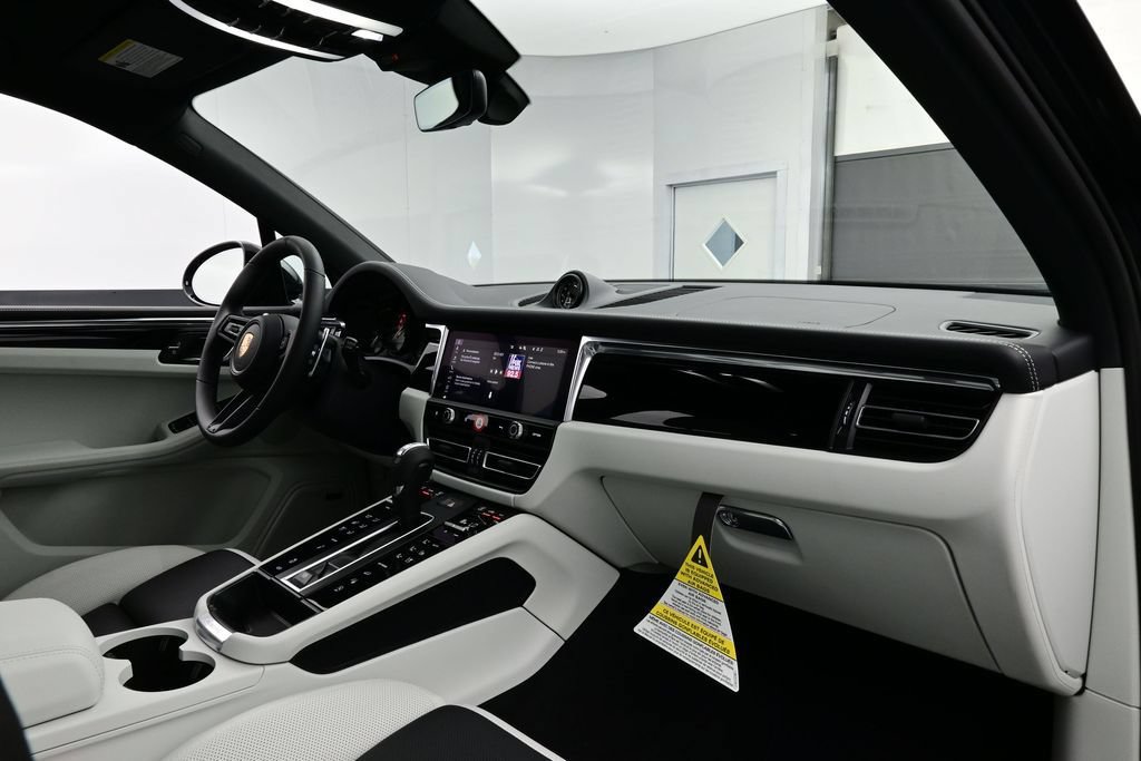 New 2026 Porsche Macan S AWD/4WD image 19