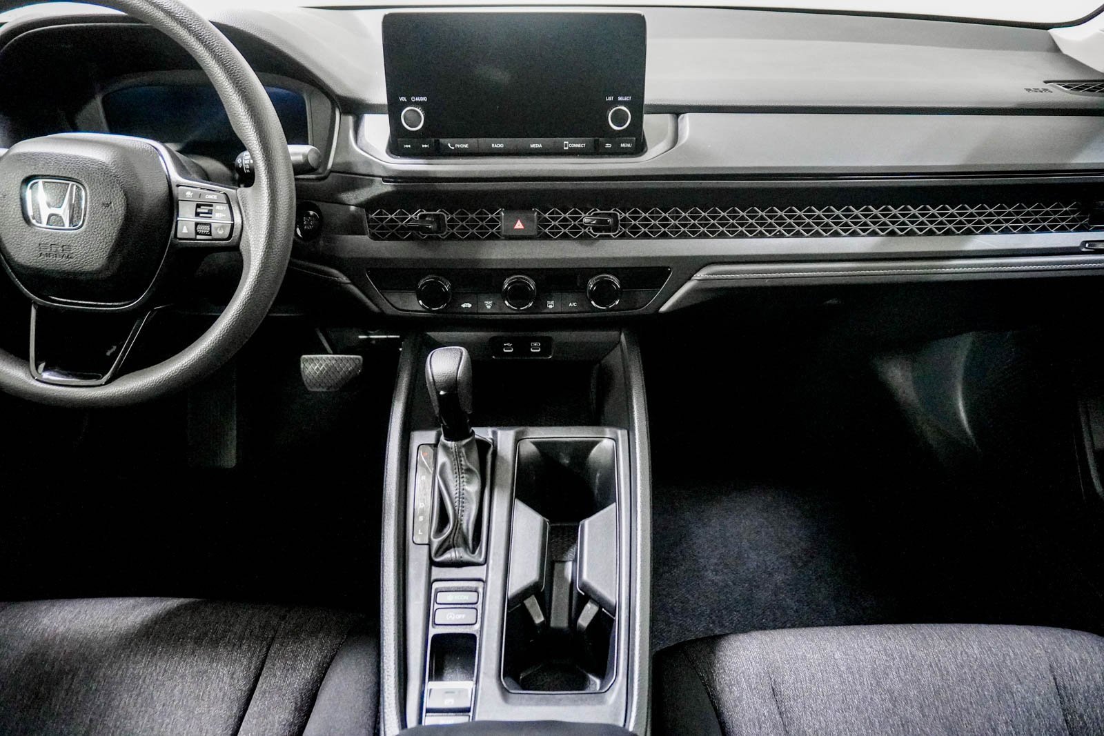 Used 2023 Honda Accord LX image 22