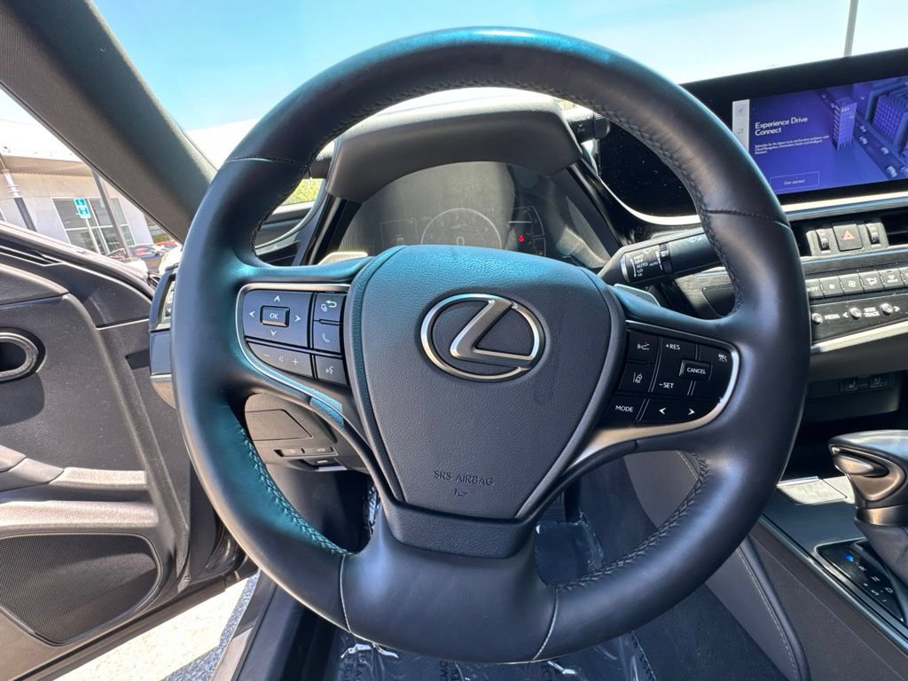 Used 2025 Lexus ES 350 w/ Premium Package FWD image 25