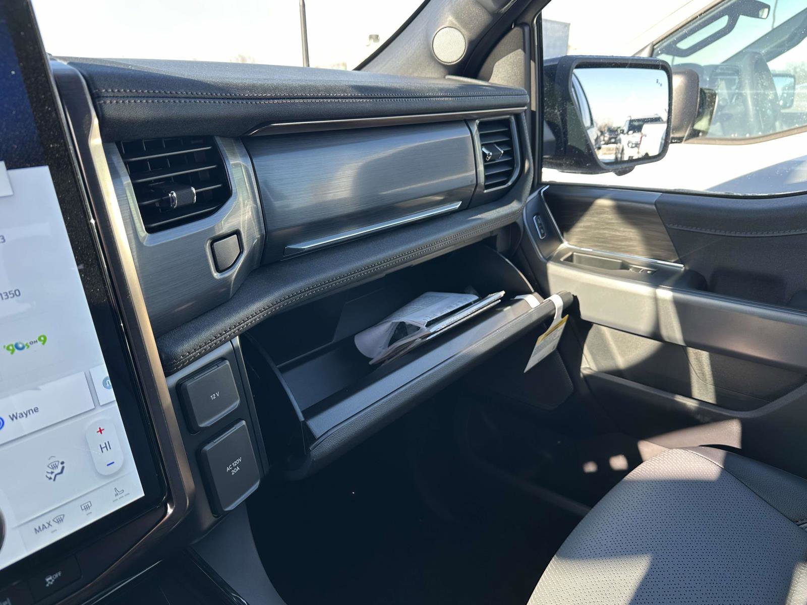 New 2025 Ford F150 Lightning Lariat image 18