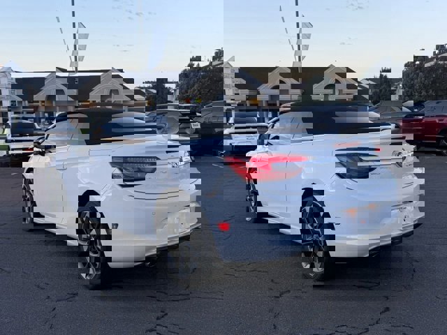 Used 2018 Buick Cascada Premium image 8