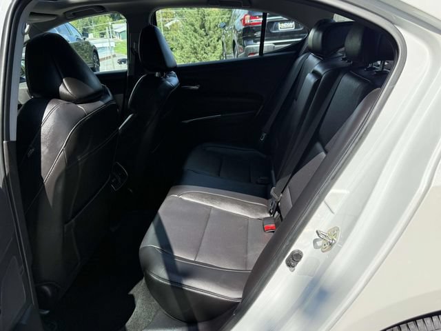 Used 2017 Acura TLX w/ Technology Package FWD image 11