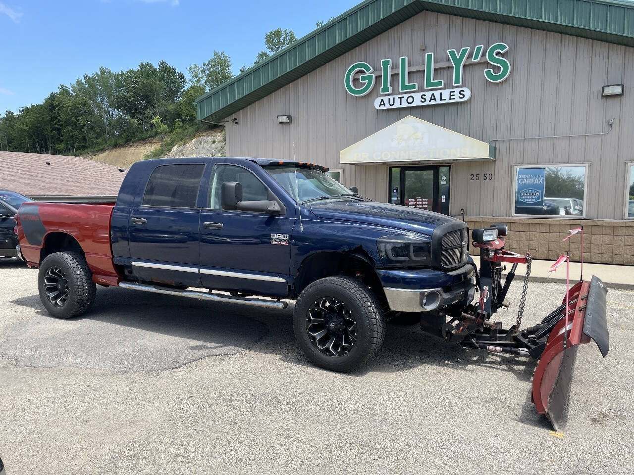 Used 2008 Dodge Ram 2500 Truck SXT w/ Popular Equipment Group AWD/4WD image 2
