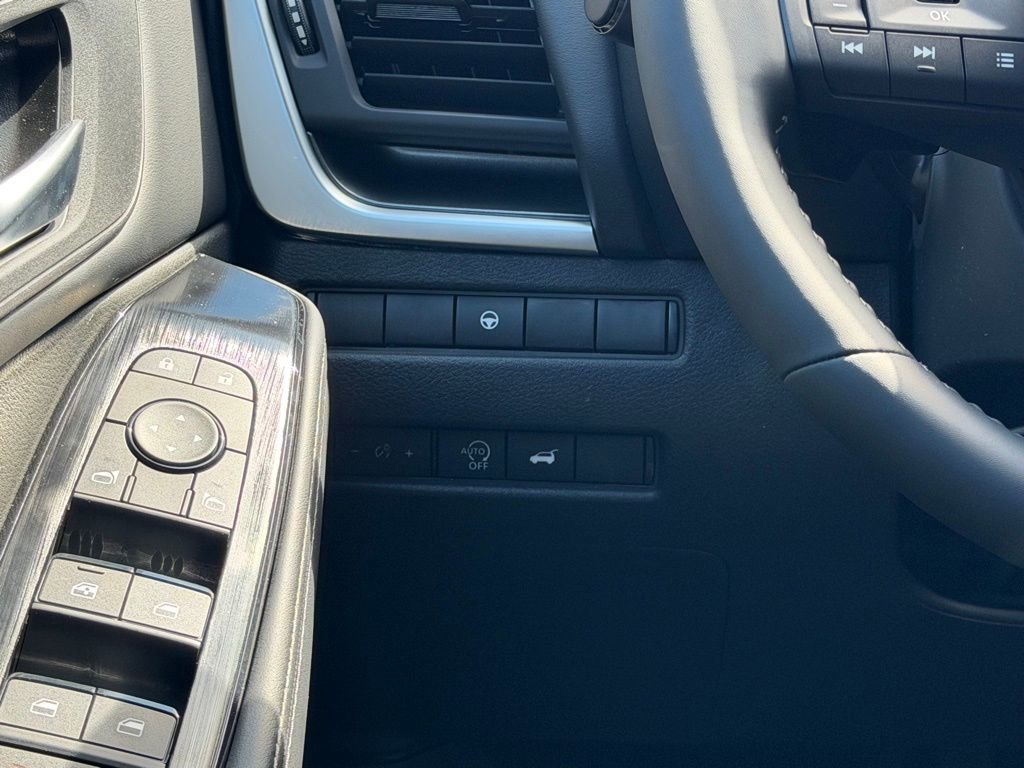 New 2026 Nissan Rogue SV image 23