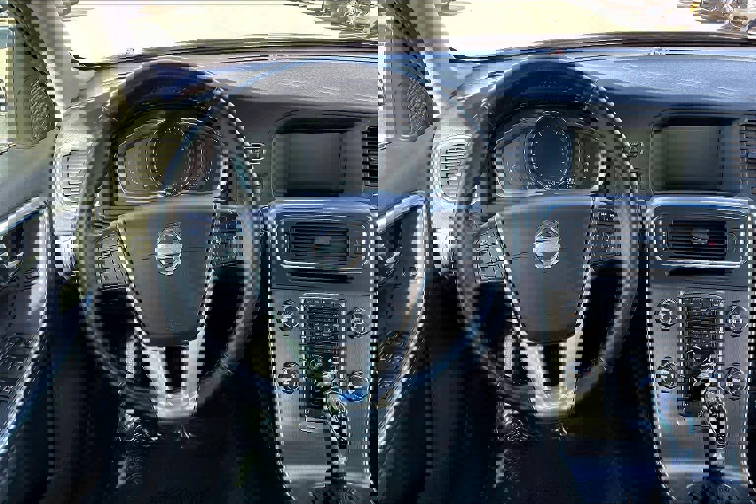 Used 2015 Volvo S60 T5 Premier image 8