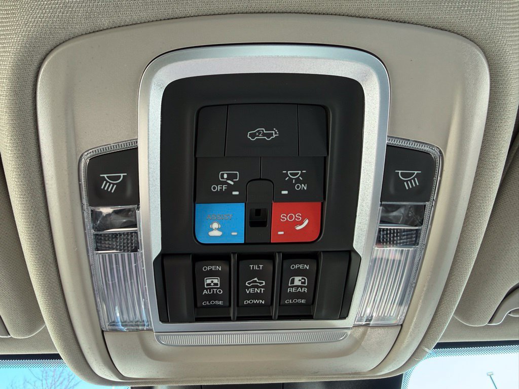 New 2026 RAM 3500 Laramie AWD/4WD image 26
