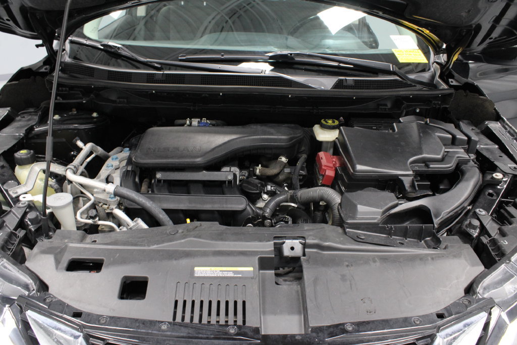 Certified 2022 Nissan Rogue Sport SV AWD/4WD image 13