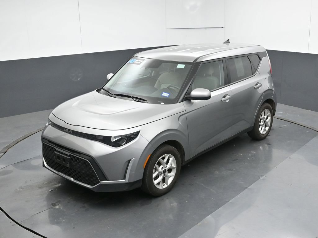 Used 2025 Kia Soul LX w/ LX Technology Package image 47