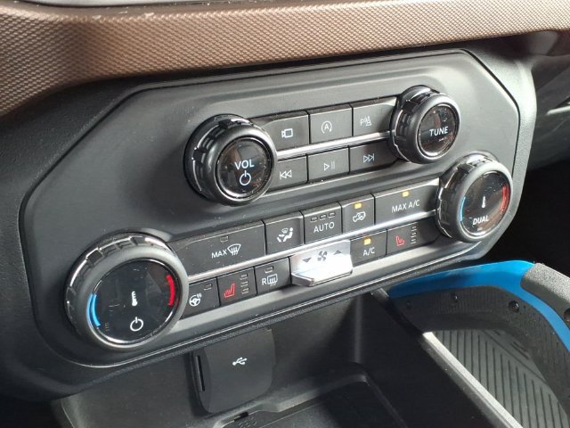 Certified 2022 Ford Bronco Outer Banks AWD/4WD image 24