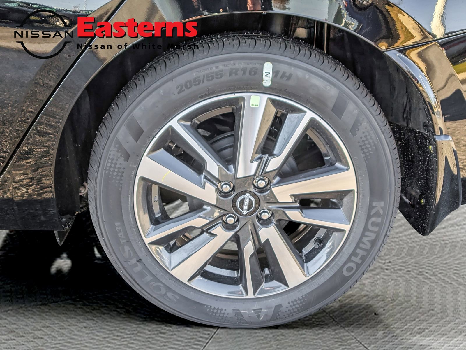 New 2025 Nissan Versa SV w/ Trunk Package image 10