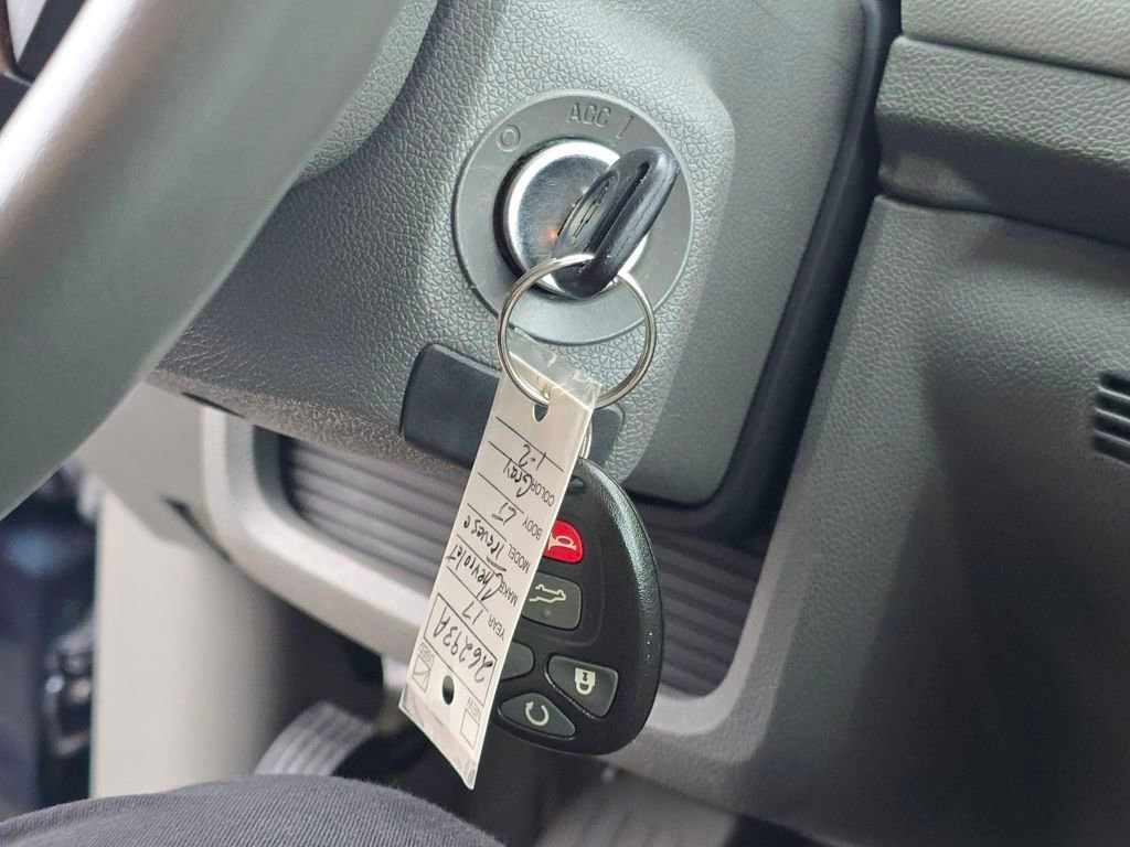 Used 2017 Chevrolet Traverse LT image 24