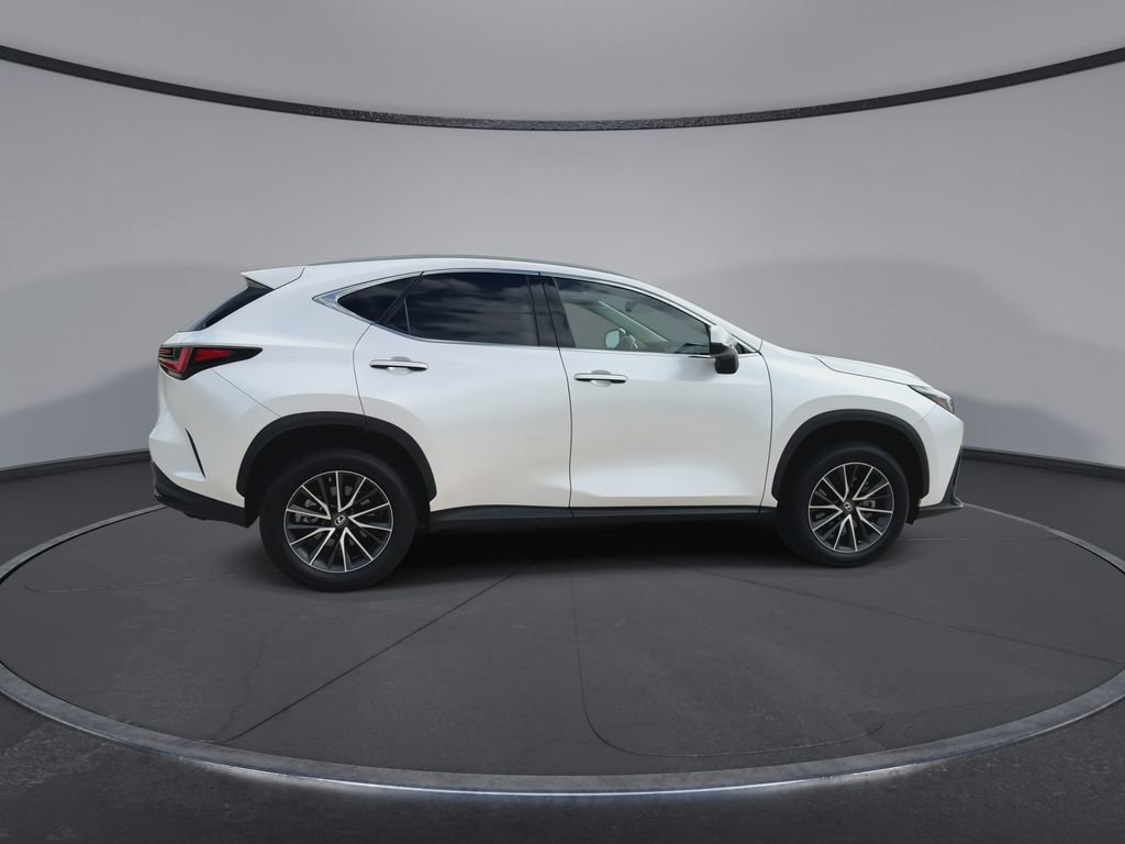 Used 2023 Lexus NX 250 FWD image 9
