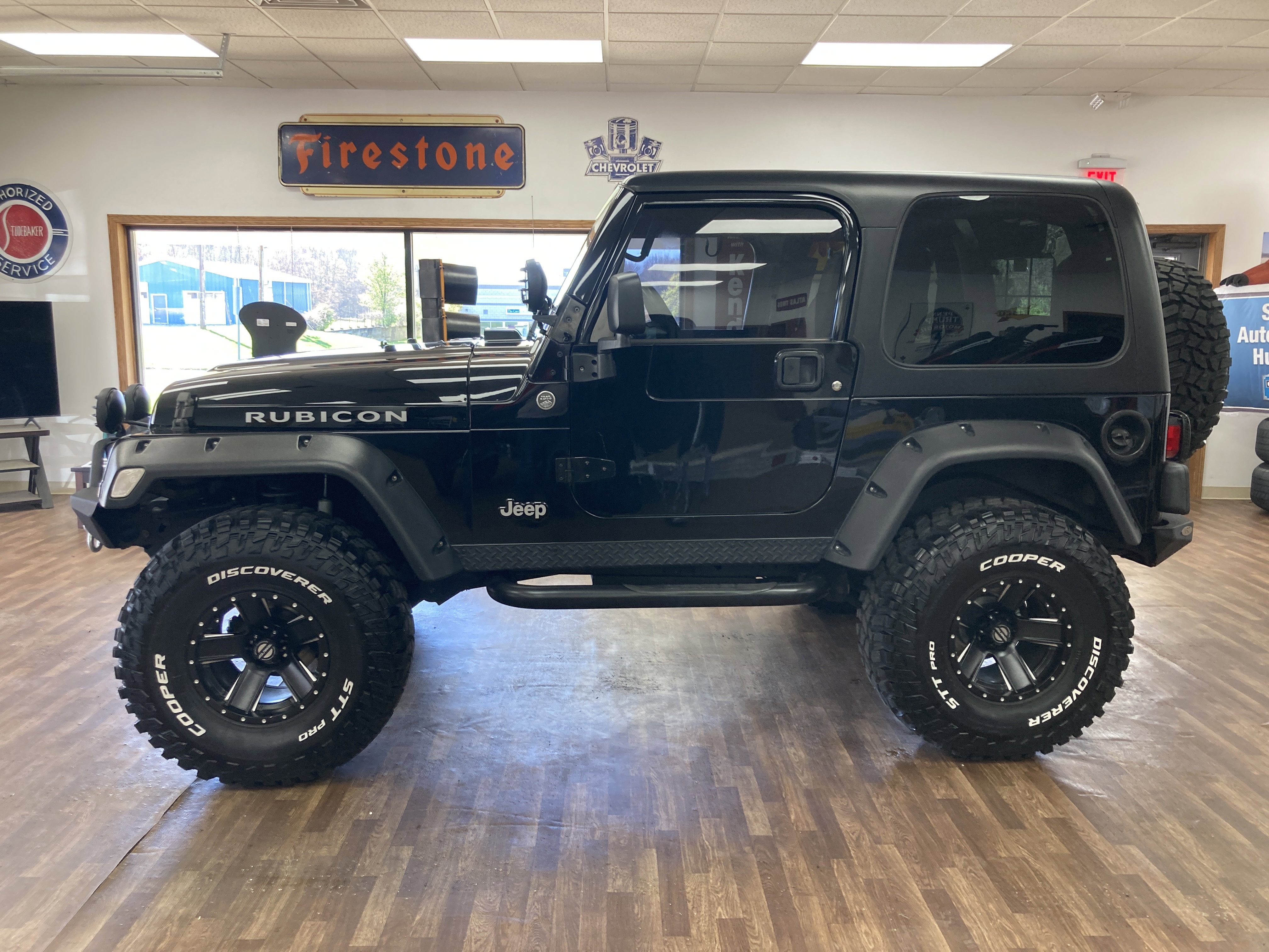 Used 2006 Jeep Wrangler Rubicon AWD/4WD image 2