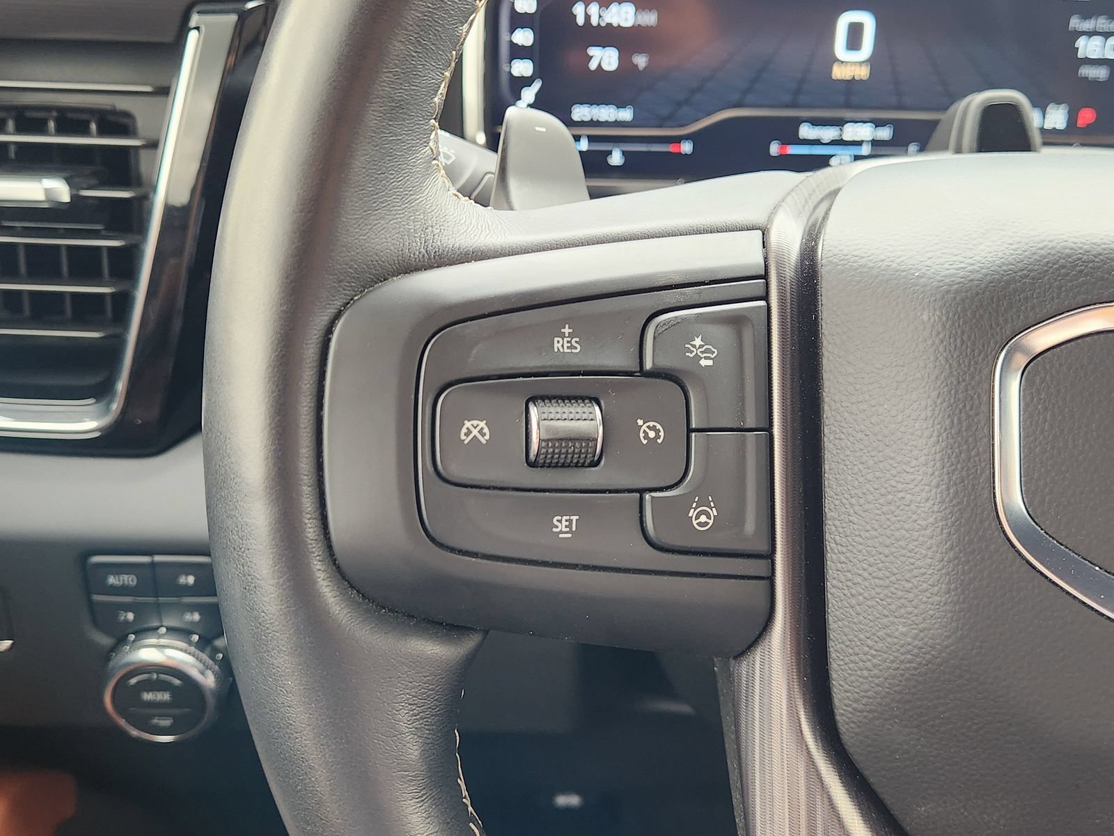 Used 2025 GMC Sierra 1500 Denali Ultimate AWD/4WD image 31
