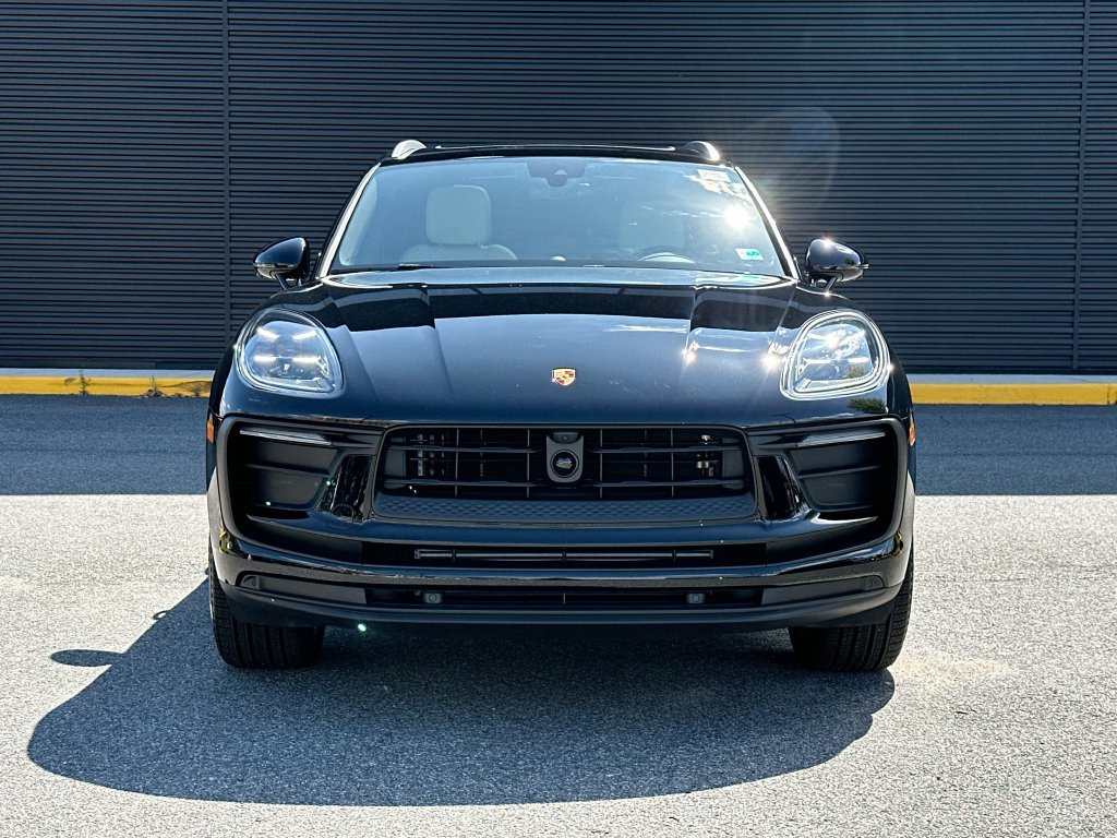 New 2026 Porsche Macan AWD/4WD image 6