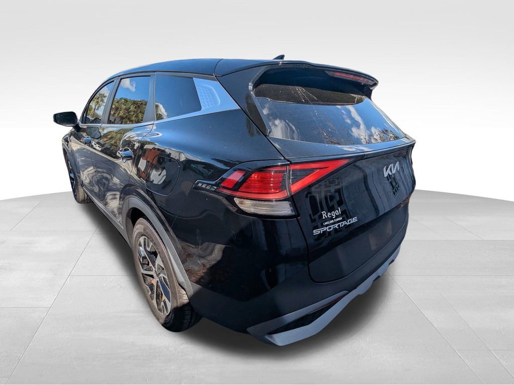 Used 2023 Kia Sportage EX image 5