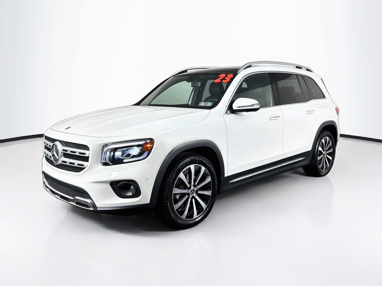 Used 2023 Mercedes-Benz GLB 250 4MATIC image 7