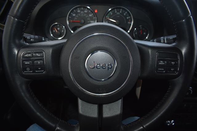 Used 2015 Jeep Wrangler Unlimited Sport AWD/4WD image 16