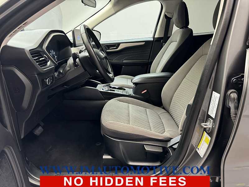 Used 2022 Ford Escape SE w/ Cold Weather Package image 12