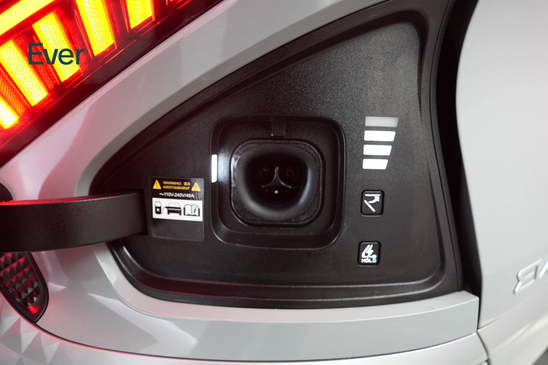 Used 2025 Kia EV6 Light w/ Light LR Technology Package image 10