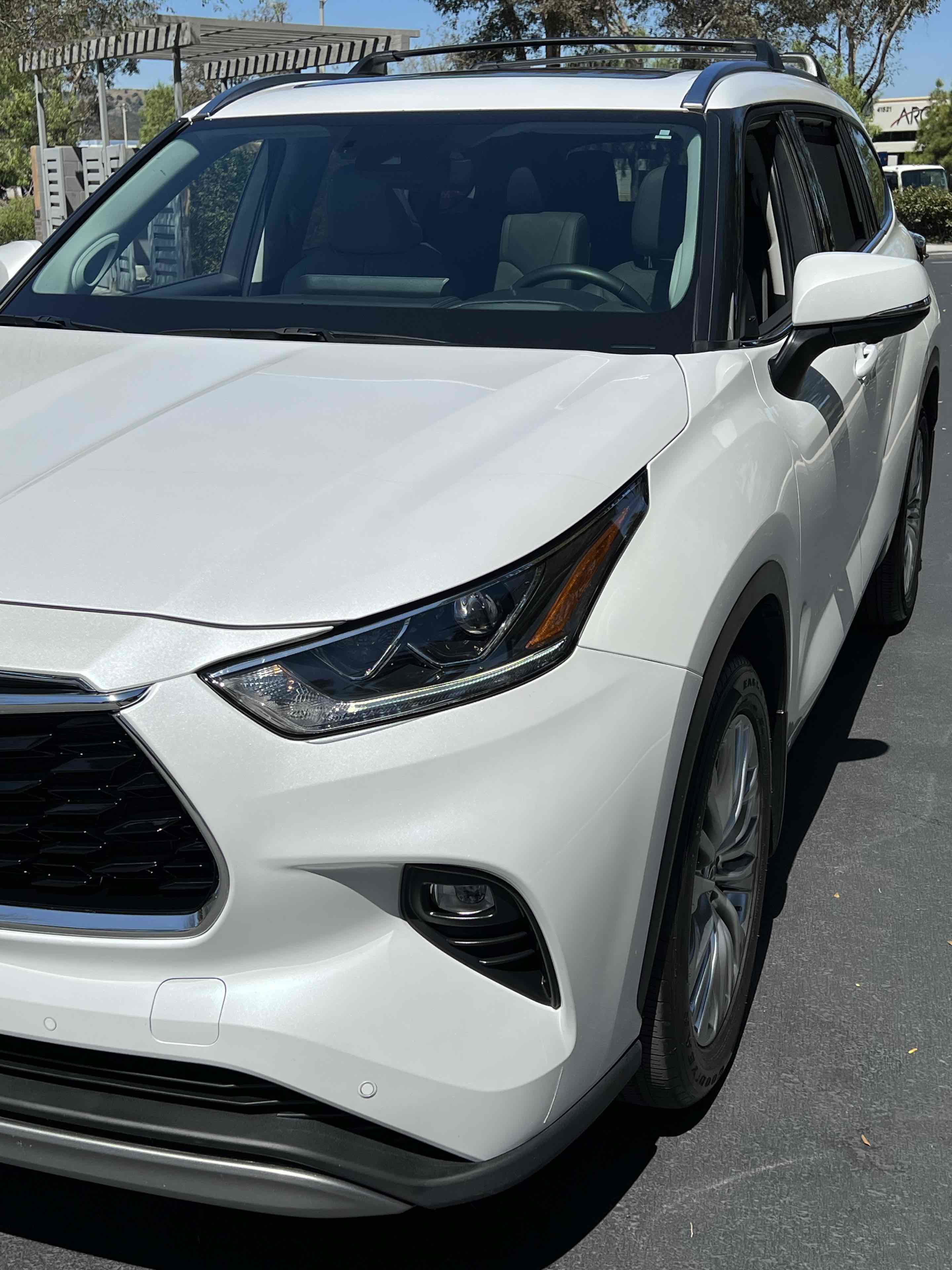 Used 2023 Toyota Highlander Platinum image 56